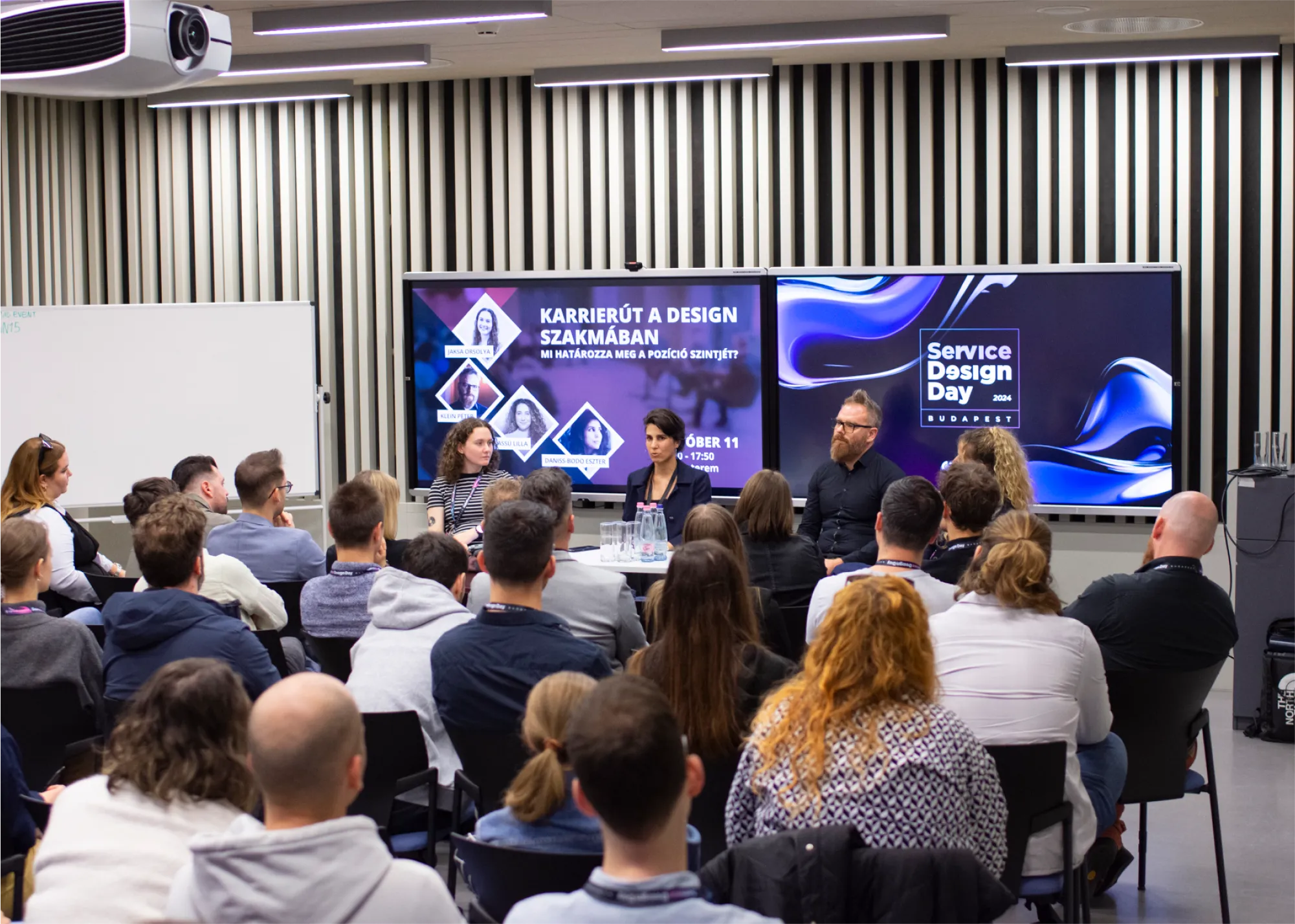 Karrierút a design szakmában (balról jobbra): Jaksa Orsolya, Daniss-Bodó Eszter, Klein Péter, Lassú Lilla (Service Design Day, 2024) (szolgáltatástervezés)